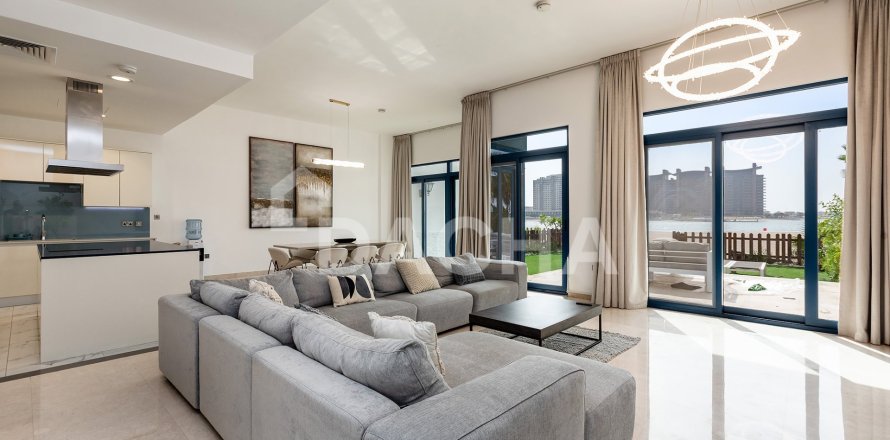 Villa in Palma Residences, Palm Jumeirah, Dubai 5 bedrooms, 310 sq.m. № 115716