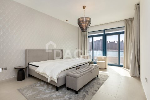 Villa in Palma Residences, Palm Jumeirah, Dubai 5 bedrooms, 310 sq.m. № 115716 - photo 17