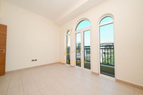 Villa en Jumeirah Park, Dubai, 4 dormitorios, 511 m², № 115244 - foto 9