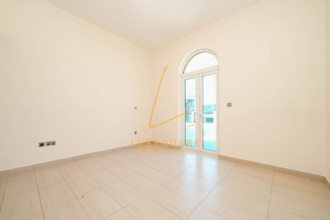 Villa en Jumeirah Park, Dubai, 4 dormitorios, 511 m², № 115244 - foto 17