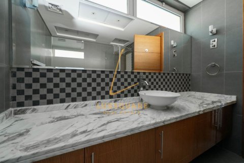 Villa en Jumeirah Park, Dubai, 4 dormitorios, 511 m², № 115244 - foto 23