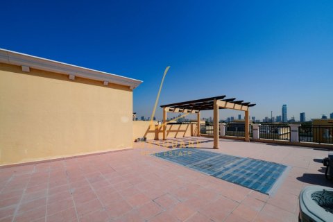 Villa en Jumeirah Park, Dubai, 4 dormitorios, 511 m², № 115244 - foto 26