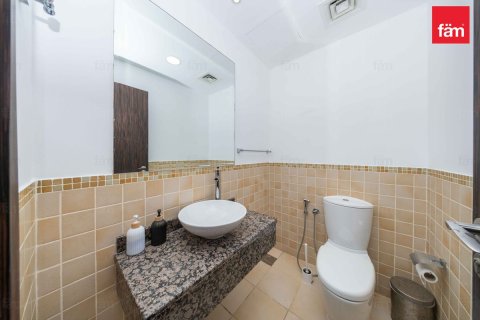 Apartment in Dubai 2 bedrooms, 141.4 sq.m. № 109260 - photo 2