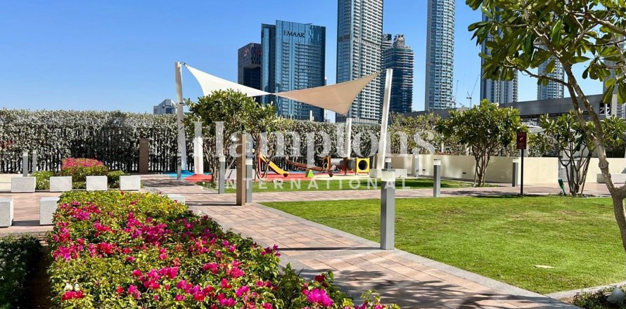 Квартира в Downtown Views, Даунтаун Дубай (Даунтаун Бурдж Дубай), Дубай, 1 спальня, 84.9403м², № 99610