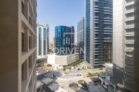 Снять в аренду квартиру в Barsha Heights (Tecom), Дубай: 2 спальни, 128.02м², № 129903 - фото 14