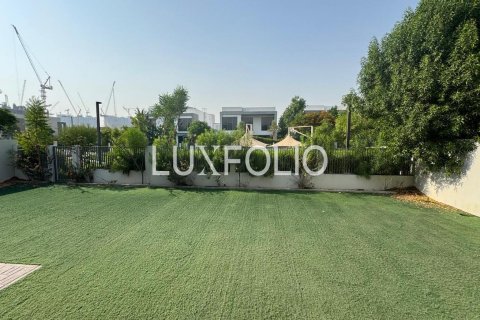 Снять в аренду виллу в Sidra Villas, Дубай Хилс Эстейт, Дубай: 5 спален, 560м², № 46422 - фото 2