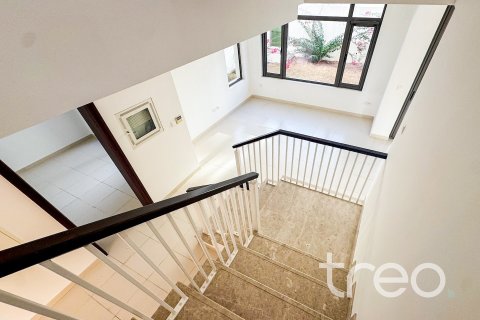 Villa in Mira Oasis, Reem, Dubai 3 bedrooms, 233.74 sq.m. № 139957 - photo 19