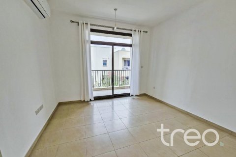 Villa in Hayat Townhouses, Town Square, Dubai 3 bedrooms, 220.27 sq.m. № 139959 - photo 6