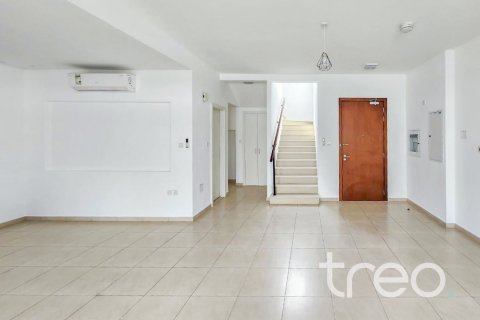Villa in Hayat Townhouses, Town Square, Dubai 3 bedrooms, 220.27 sq.m. № 139959 - photo 4