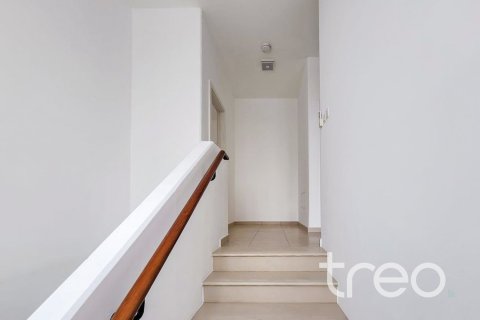 Villa in Hayat Townhouses, Town Square, Dubai 3 bedrooms, 220.27 sq.m. № 139959 - photo 11