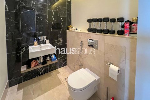 Apartment in The Crescent, Palm Jumeirah, Dubai 2 bedrooms, 124 sq.m. № 44955 - photo 2