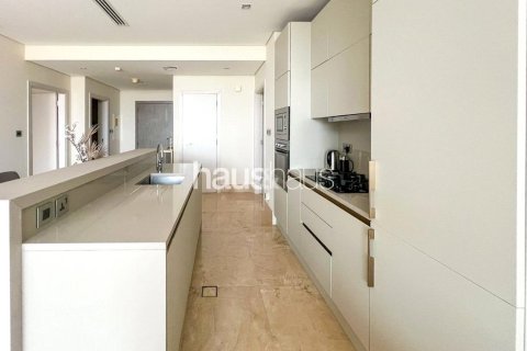 Apartment in The Crescent, Palm Jumeirah, Dubai 2 bedrooms, 124 sq.m. № 44955 - photo 4