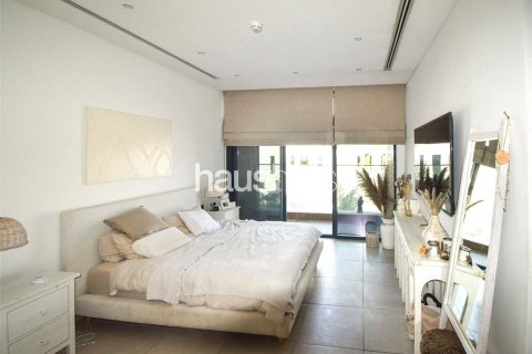 Townhouse in Jumeirah Golf Estates, Dubai 4 bedrooms, 320 sq.m. № 44941 - photo 6