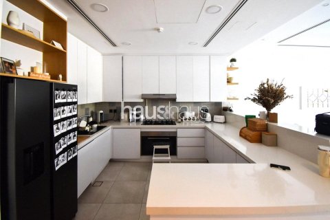 Townhouse in Jumeirah Golf Estates, Dubai 4 bedrooms, 320 sq.m. № 44941