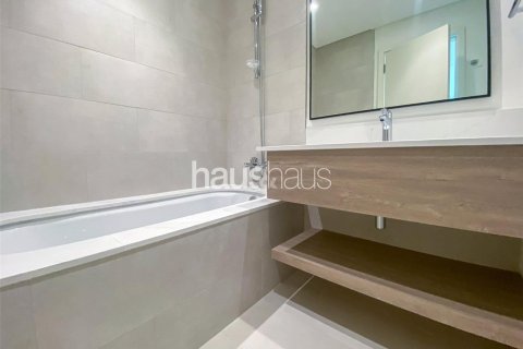 Townhouse in The Valley, Dubai 3 bedrooms, 177 sq.m. № 44951 - photo 12