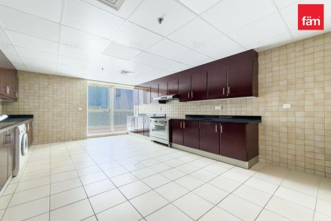 Apartment in Dubai Marina, Dubai 2 bedrooms, 243 sq.m. № 139724 - photo 8