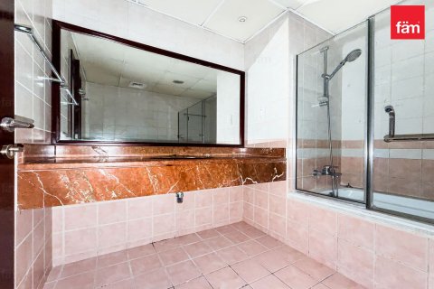 Apartment in Dubai Marina, Dubai 2 bedrooms, 243 sq.m. № 139724 - photo 24