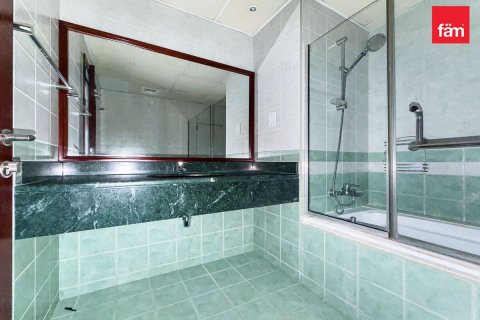 Apartment in Dubai Marina, Dubai 2 bedrooms, 243 sq.m. № 139724 - photo 19