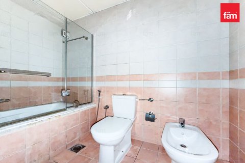 Apartment in Dubai Marina, Dubai 2 bedrooms, 243 sq.m. № 139724 - photo 25
