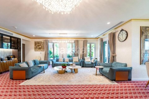 Maison de ville à La Mer, Jumeirah, Dubai, 5 chambres, 686 m², № 43753 - photo 2