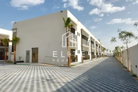 Building in Dubai 4792 sq.m. № 38805 - photo 11