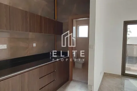 Building in Dubai 4792 sq.m. № 38805 - photo 14
