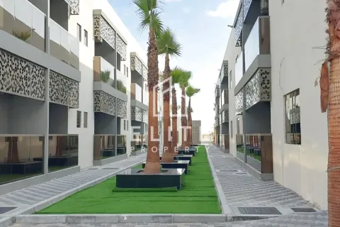 Building in Dubai 4792 sq.m. № 38805 - photo 4