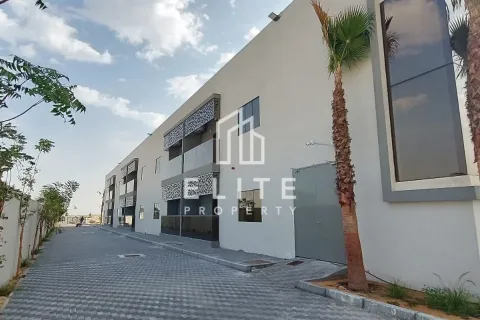 Building in Dubai 4792 sq.m. № 38805 - photo 10