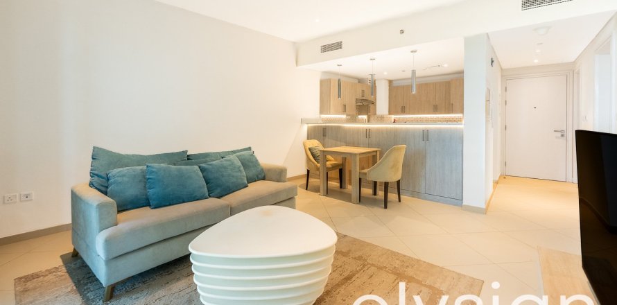 Apartment in Seven Palm, Palm Jumeirah, Dubai 1 bedroom, 72 sq.m. № 37951