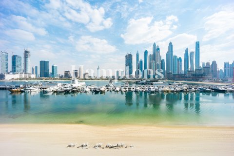 Apartment in Dubai Harbour, Dubai 1 bedroom, 80.10932787 sq.m. № 108859 - photo 3