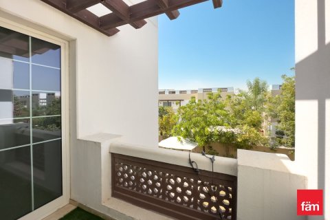 Villa in Dubai 5 bedrooms, 658.6 sq.m. № 112926 - photo 13