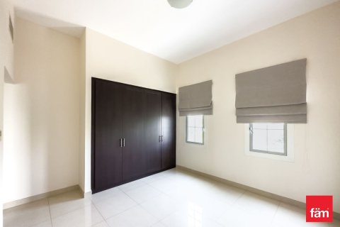 Villa in Dubai 5 bedrooms, 658.6 sq.m. № 112926 - photo 17