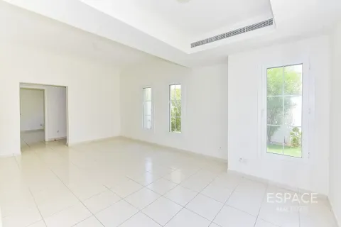 Villa à Springs 15, The Springs, Dubai, 3 chambres, 204 m², № 122603 - photo 16