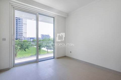 Apartment in EMAAR Beachfront, Dubai Harbour, Dubai 2 bedrooms, 124 sq.m. № 16116 - photo 13