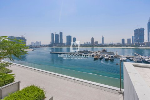Apartment in EMAAR Beachfront, Dubai Harbour, Dubai 2 bedrooms, 124 sq.m. № 16116 - photo 22