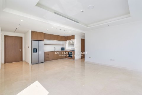 Apartment in EMAAR Beachfront, Dubai Harbour, Dubai 2 bedrooms, 124 sq.m. № 16116 - photo 4