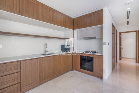 Apartment in EMAAR Beachfront, Dubai Harbour, Dubai 2 bedrooms, 124 sq.m. № 16116 - photo 8