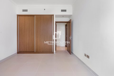 Apartment in EMAAR Beachfront, Dubai Harbour, Dubai 2 bedrooms, 124 sq.m. № 16116 - photo 14