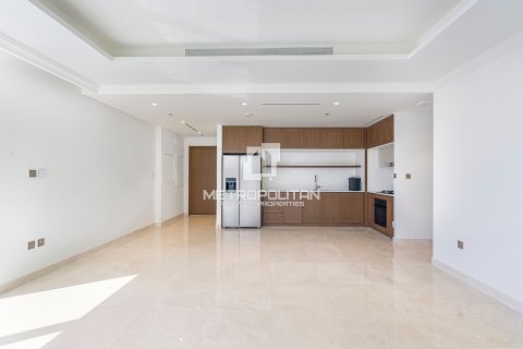 Apartment in EMAAR Beachfront, Dubai Harbour, Dubai 2 bedrooms, 124 sq.m. № 16116 - photo 3