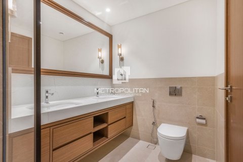 Apartment in EMAAR Beachfront, Dubai Harbour, Dubai 2 bedrooms, 124 sq.m. № 16116 - photo 16