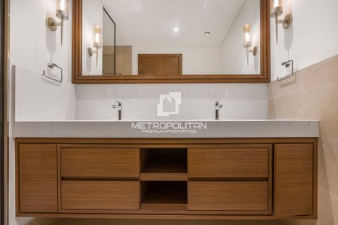 Apartment in EMAAR Beachfront, Dubai Harbour, Dubai 2 bedrooms, 124 sq.m. № 16116 - photo 17