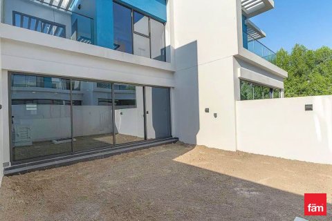 Townhouse in Dubai 3 bedrooms, 144 sq.m. № 112482 - photo 13