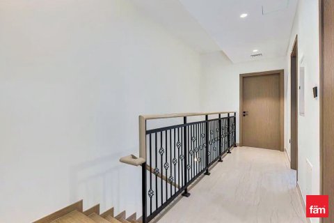 Townhouse in Dubai 3 bedrooms, 144 sq.m. № 112482 - photo 17