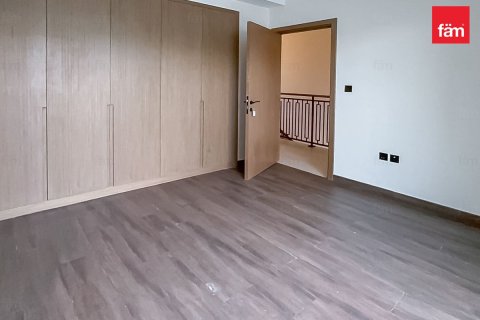 Townhouse in Dubai 4 bedrooms, 144 sq.m. № 112477 - photo 10