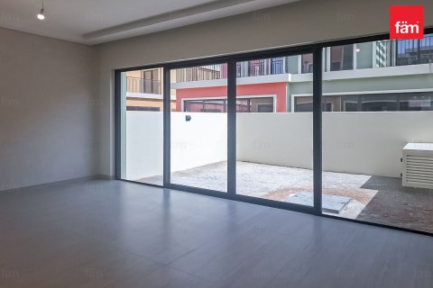Townhouse in Dubai 4 bedrooms, 144 sq.m. № 112477 - photo 28