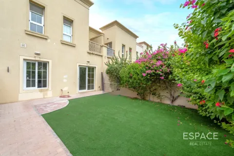 Villa à Springs 4, The Springs, Dubai, 2 chambres, 153 m², № 122456