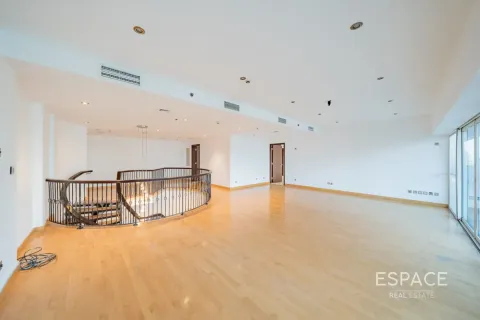 Appartement à Jumeirah Lake Towers, Dubai, 5 chambres, 573 m², № 122455 - photo 7