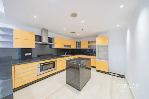 Appartement à Jumeirah Lake Towers, Dubai, 5 chambres, 573 m², № 122455 - photo 5