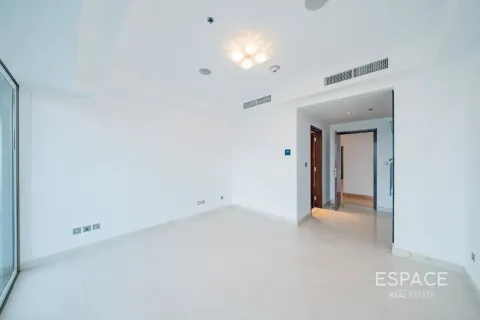 Appartement à Jumeirah Lake Towers, Dubai, 5 chambres, 573 m², № 122455 - photo 13