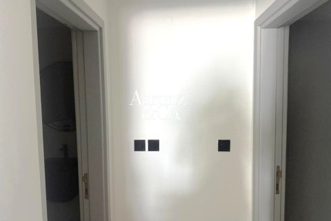 Снять в аренду офис в Джумейра Лейк Тауэрс, Дубай: 86м², № 125064 - фото 9